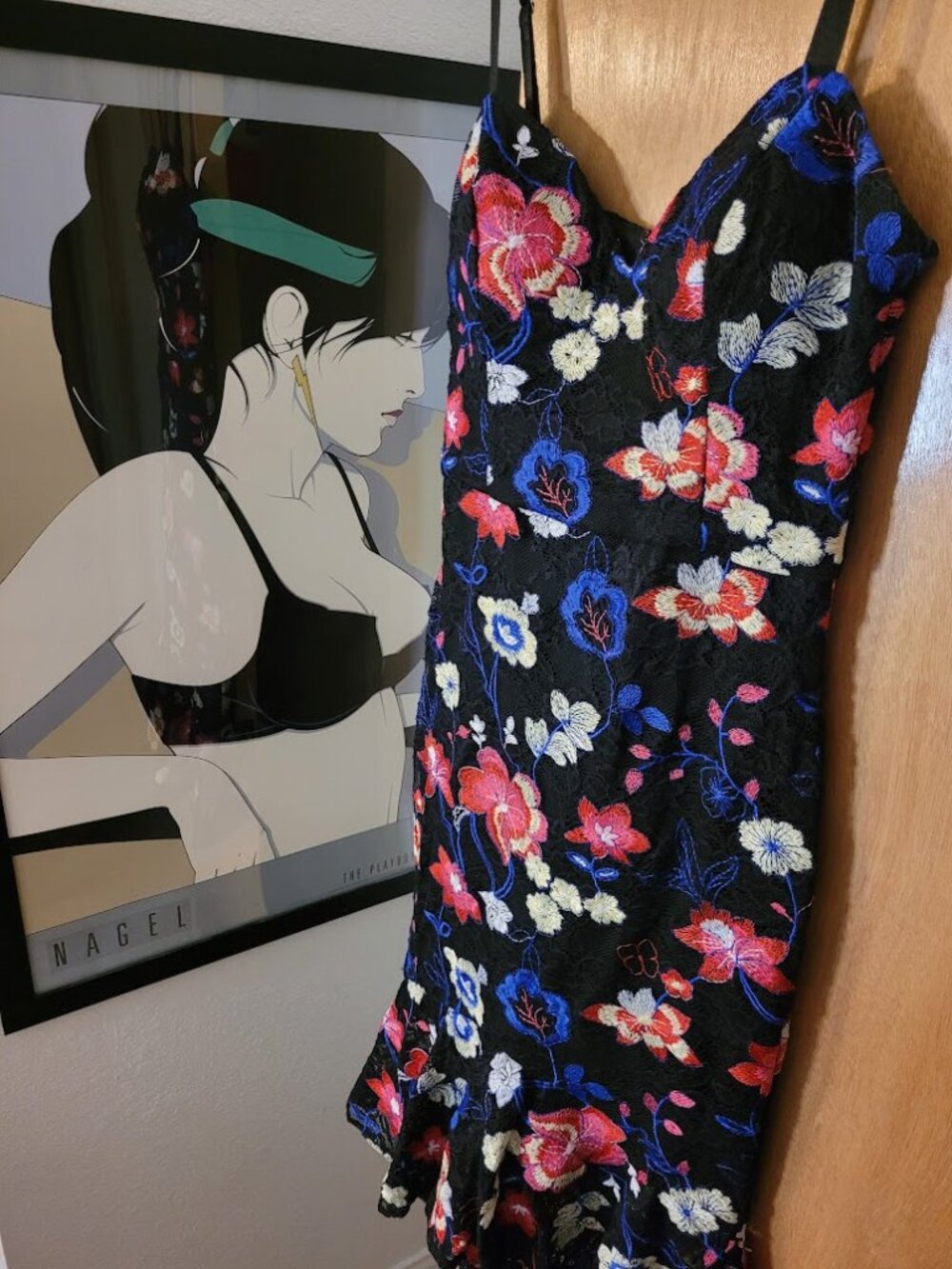 Guess Embroidered Black Floral Cocktail Party Midi Dress - Size 4
